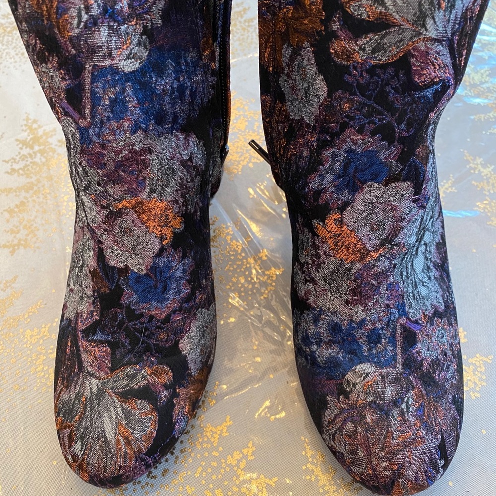 Ankle boots, size 7.5 with 2.5 inch heels